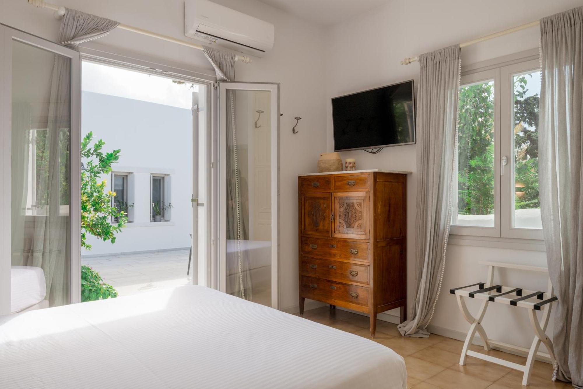 Nautilus Apartments Páros 외부 사진
